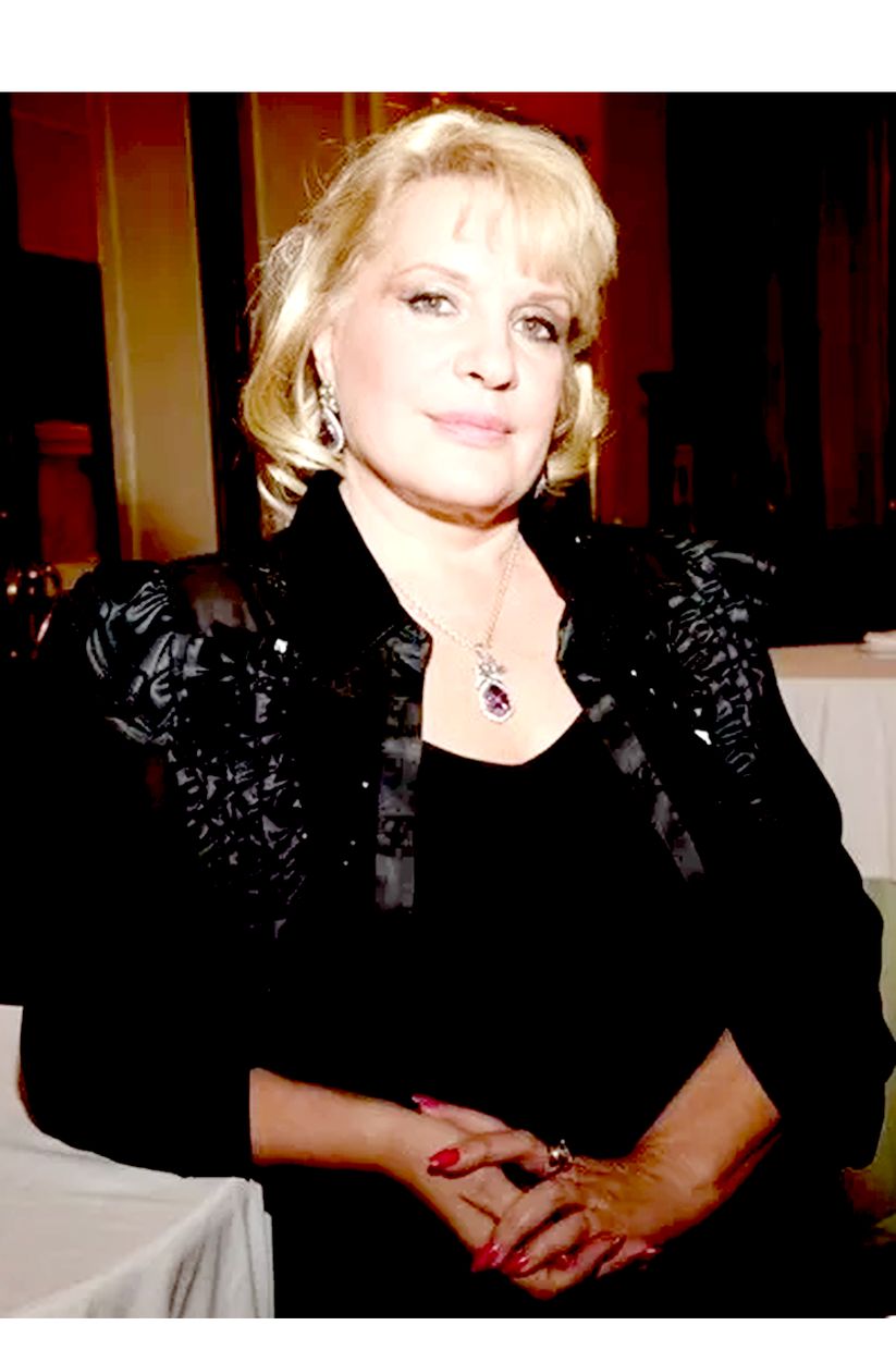 Марина Шутова